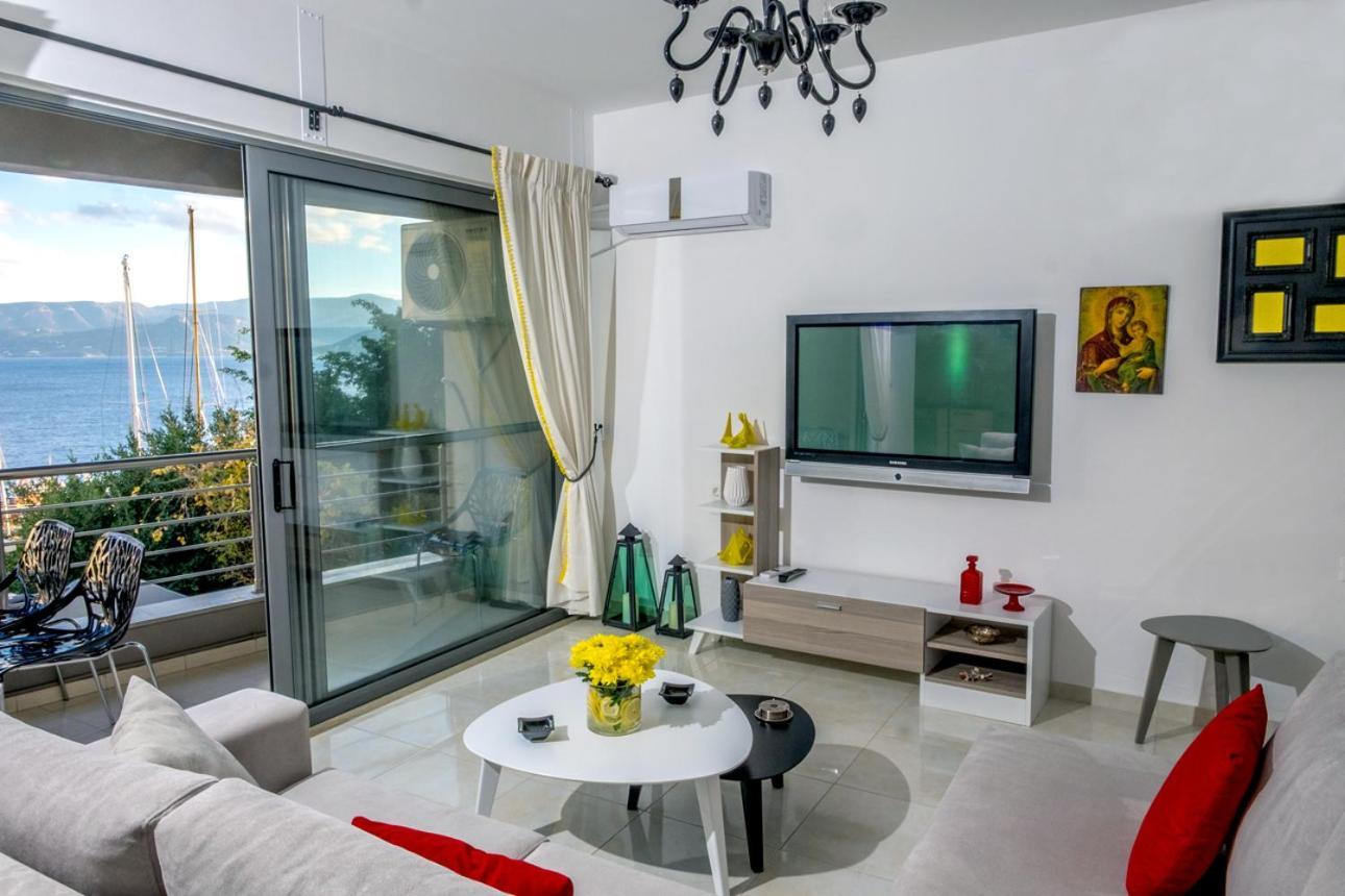 Holy Paraskevi Apartment อายิโอสนิโกลาโอส ภายนอก รูปภาพ
