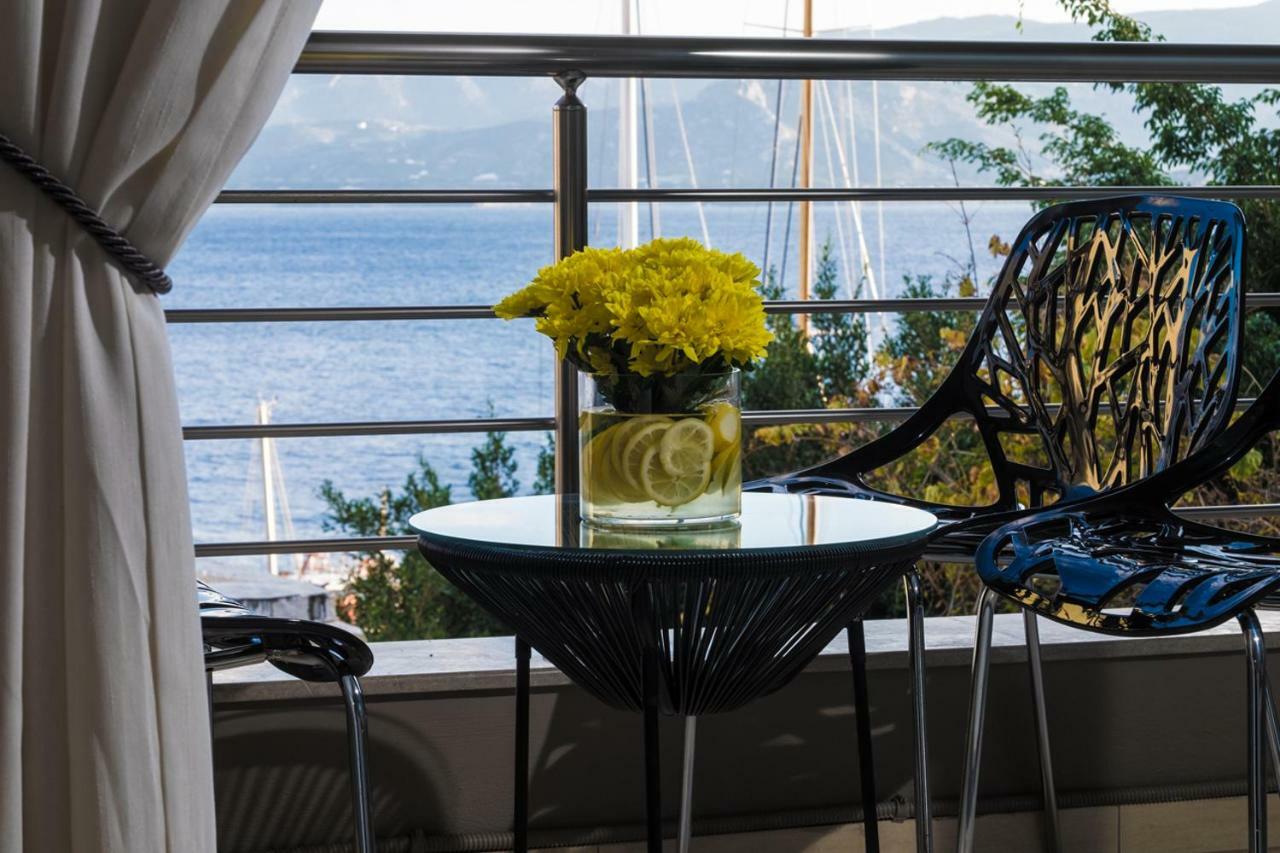Holy Paraskevi Apartment อายิโอสนิโกลาโอส ภายนอก รูปภาพ